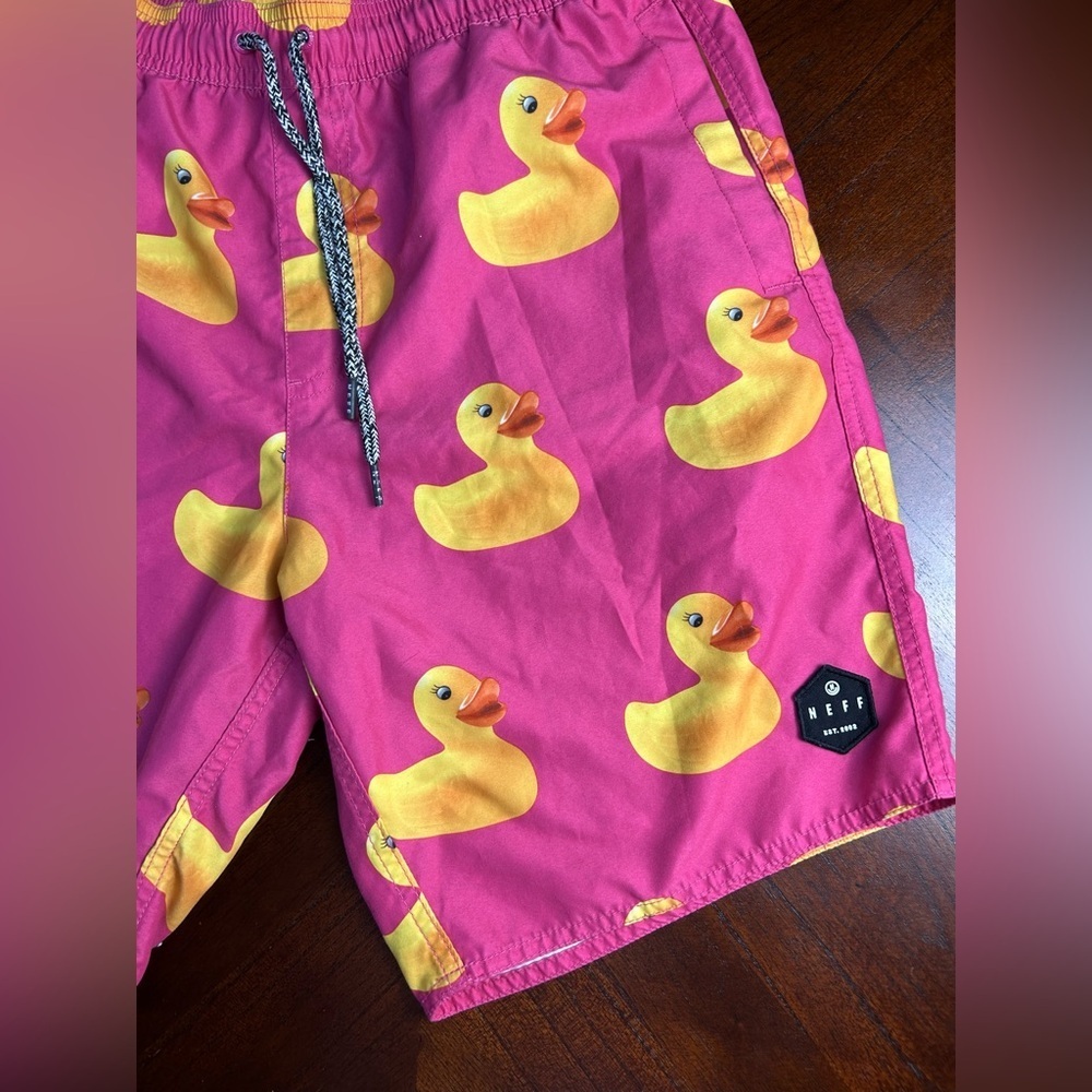 Neff Pink mens Shorts with Yellow Duck Print - Picture 2 of 7